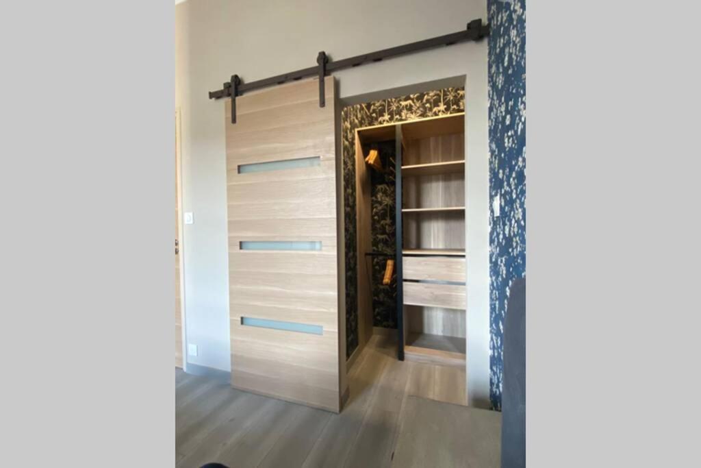 Magnifique Appartement Climatise - Classe 4 Etoiles Terrasson エクステリア 写真
