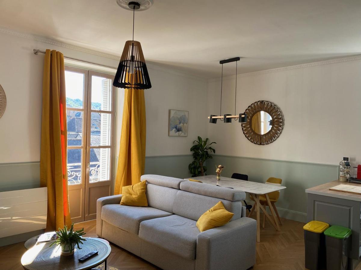 Magnifique Appartement Climatise - Classe 4 Etoiles Terrasson エクステリア 写真